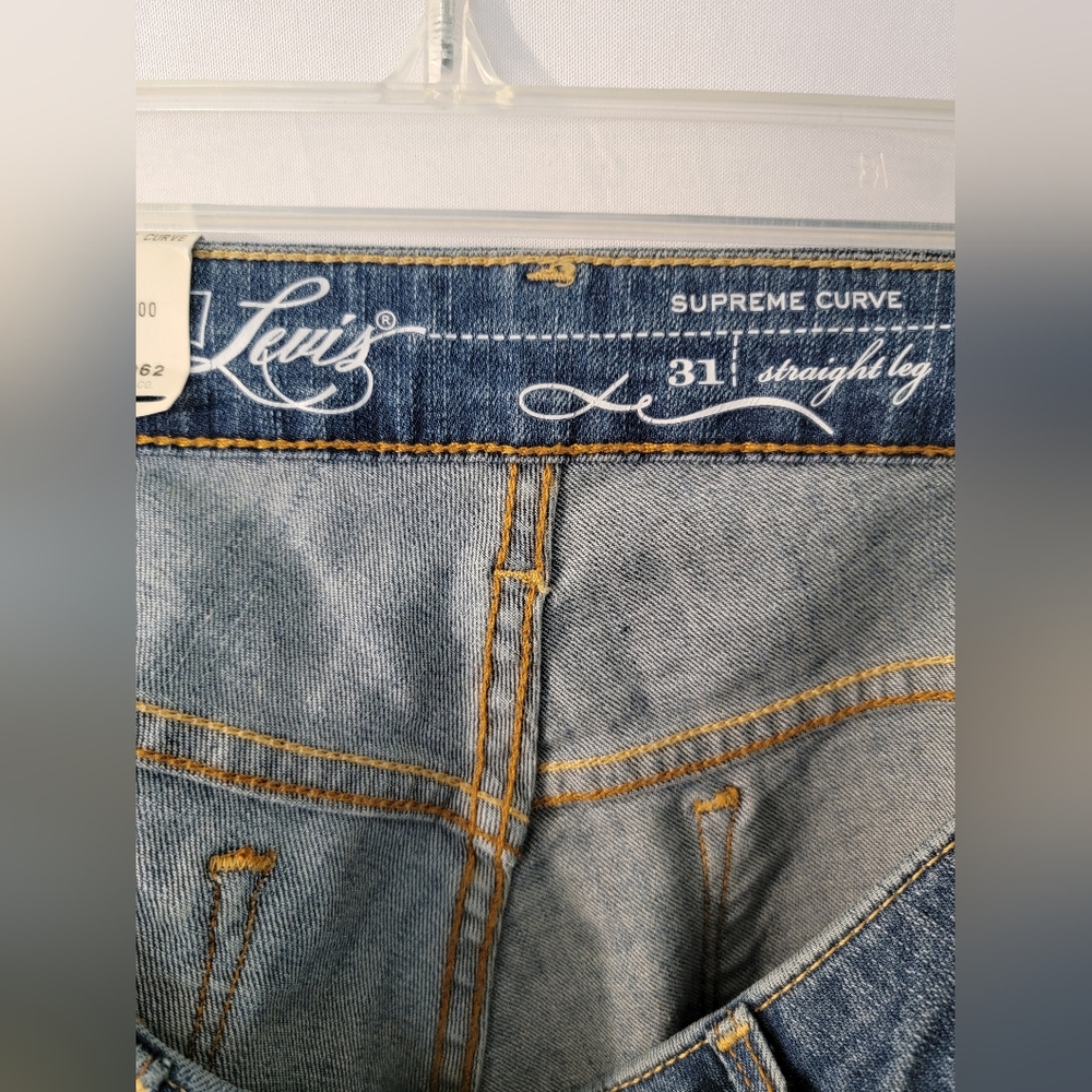 NWT Levi's Classic Straight Leg Jeans Size 31x32 - Picture 12 of 14